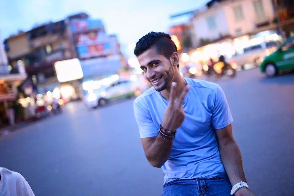 Chàng hot boy Palestine "phải lòng" con gái Việt - Hình 7 Chang hot boy Palestine