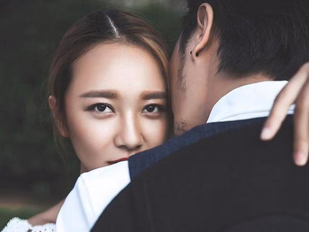 Làm đàn bà nên tránh kiếp ''tiểu tam'', phá nát gia đình người khác Lam dan ba nen tranh kiep ''tieu tam'', pha nat gia dinh nguoi khac