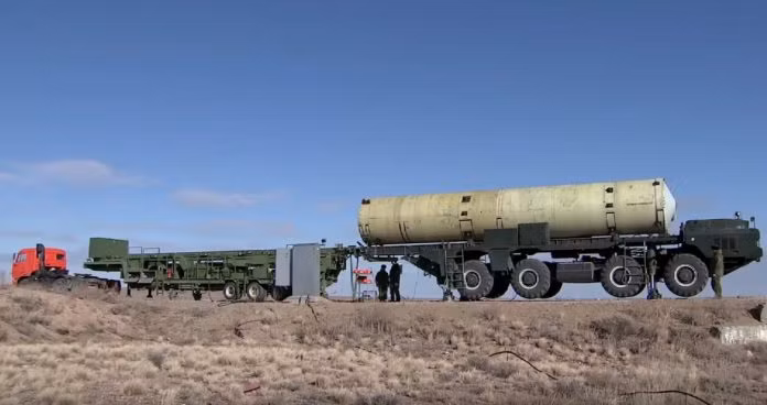 Nga thu nghiem thanh cong ten lua danh chan moi ICBM cua My-Hinh-2