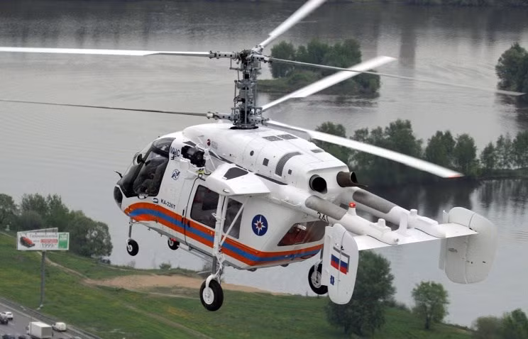 Được biết, đây là một phần thỏa thuận giữa Nga và Ấn Độ trong hợp đồng bán 200 trực thăng Ka-226T giữa hai nước. Theo đó, 60 chiếc đầu tiên trong lô hàng sẽ được Nga lắp ráp và chuyển rao cho phía Ấn Độ trong khi đó 140 chiếc còn lại sẽ được lắp ráp ở Ấn Độ. Nguồn ảnh: Defency.