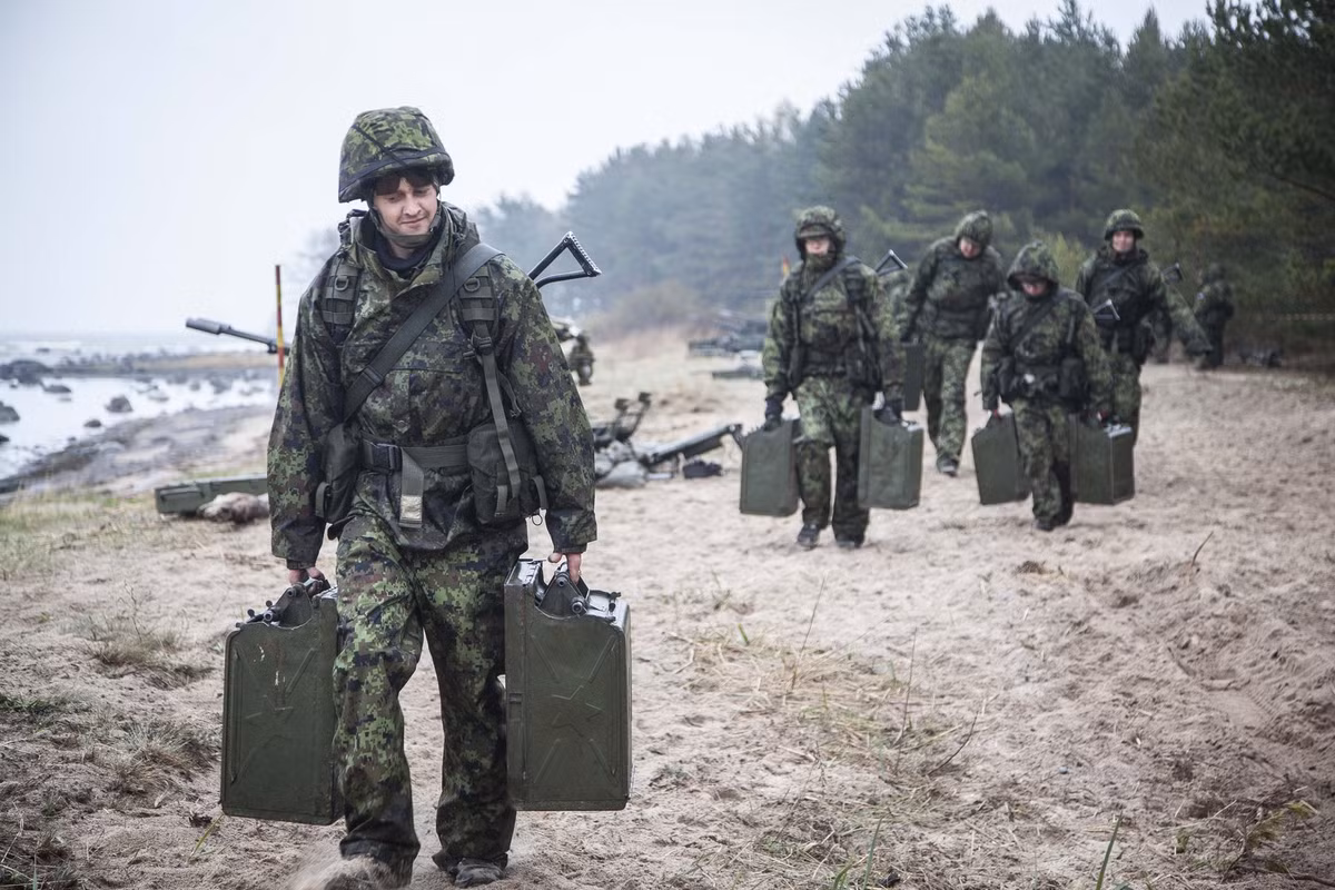 Trong tổng số 133 nước xuất hiện trên bảng xếp hạng sức mạnh quân sự của Global Fire Power, Estonia đứng "chễm trệ" ở vị trí thứ 110. Nguồn ảnh: ICD.