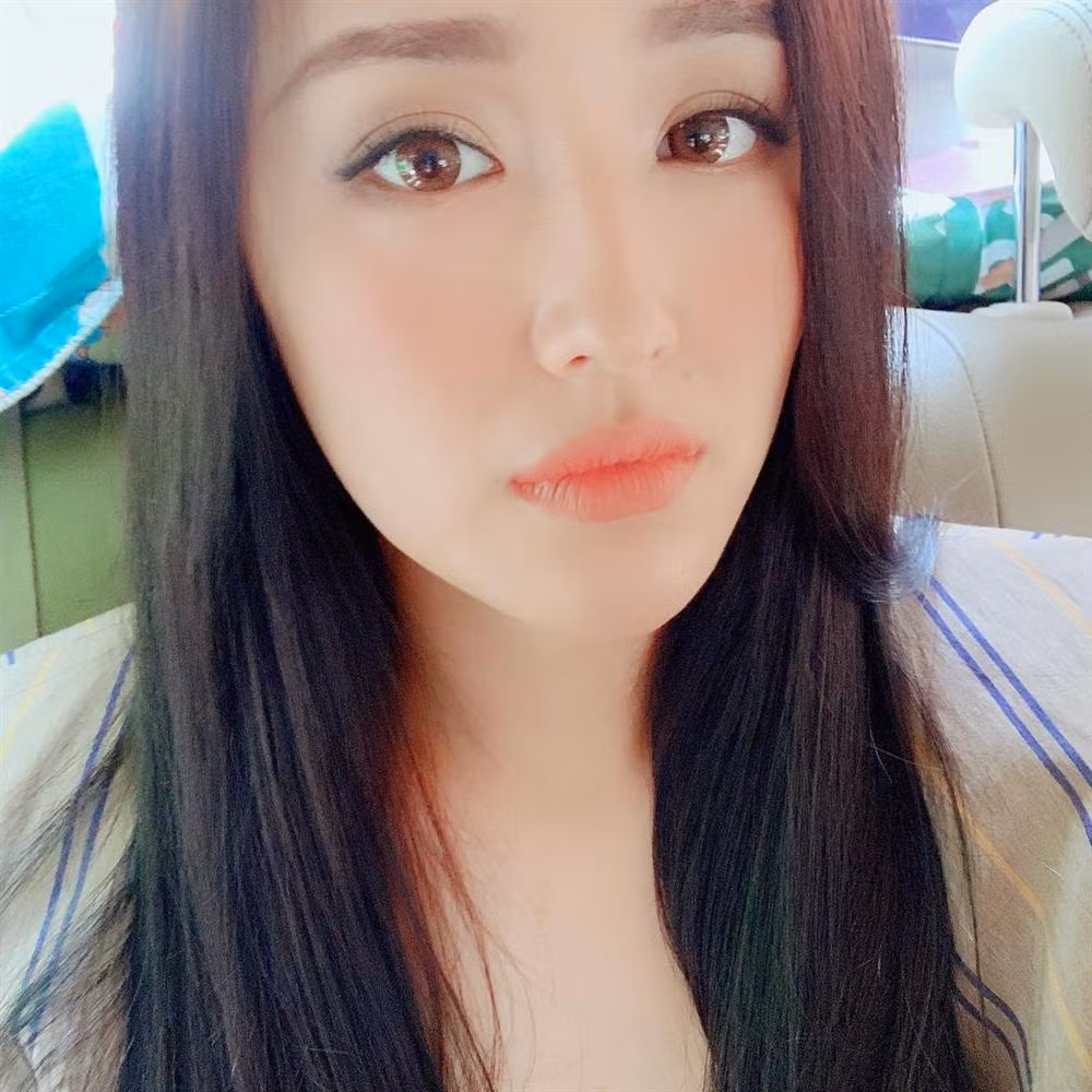 An ngon mieng xong Mai Phuong Thuy lai au sau vi can nang-Hinh-2