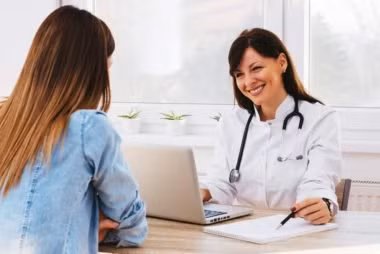 Trước đây, khi ung thư bàng quang lan ra các cơ xung quanh hoặc các cơ quan khác, hy vọng cứu sống người bệnh khá thấp. Ngày nay, với sự phát triển của y học, tỷ lệ sống sót đã tăng lên. Ảnh: Shutterstock.