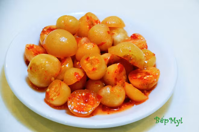 Vét sạch nồi cơm với thịt luộc chấm mắm tôm và cà muối - Hình 3 Vet sach noi com voi thit luoc cham mam tom va ca muoi-Hinh-3