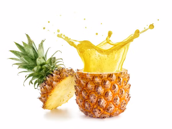 9. Dứa: Dứa chứa bromelain, một loại enzym tiêu hoá protein giúp giảm mức độ viêm. Đây là một trong những biện pháp tự nhiên hàng đầu trị đau đầu gối. Ảnh: Boldsky.