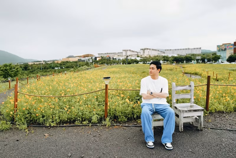 Quang Vinh khám phá đảo Jeju (Hàn Quốc).