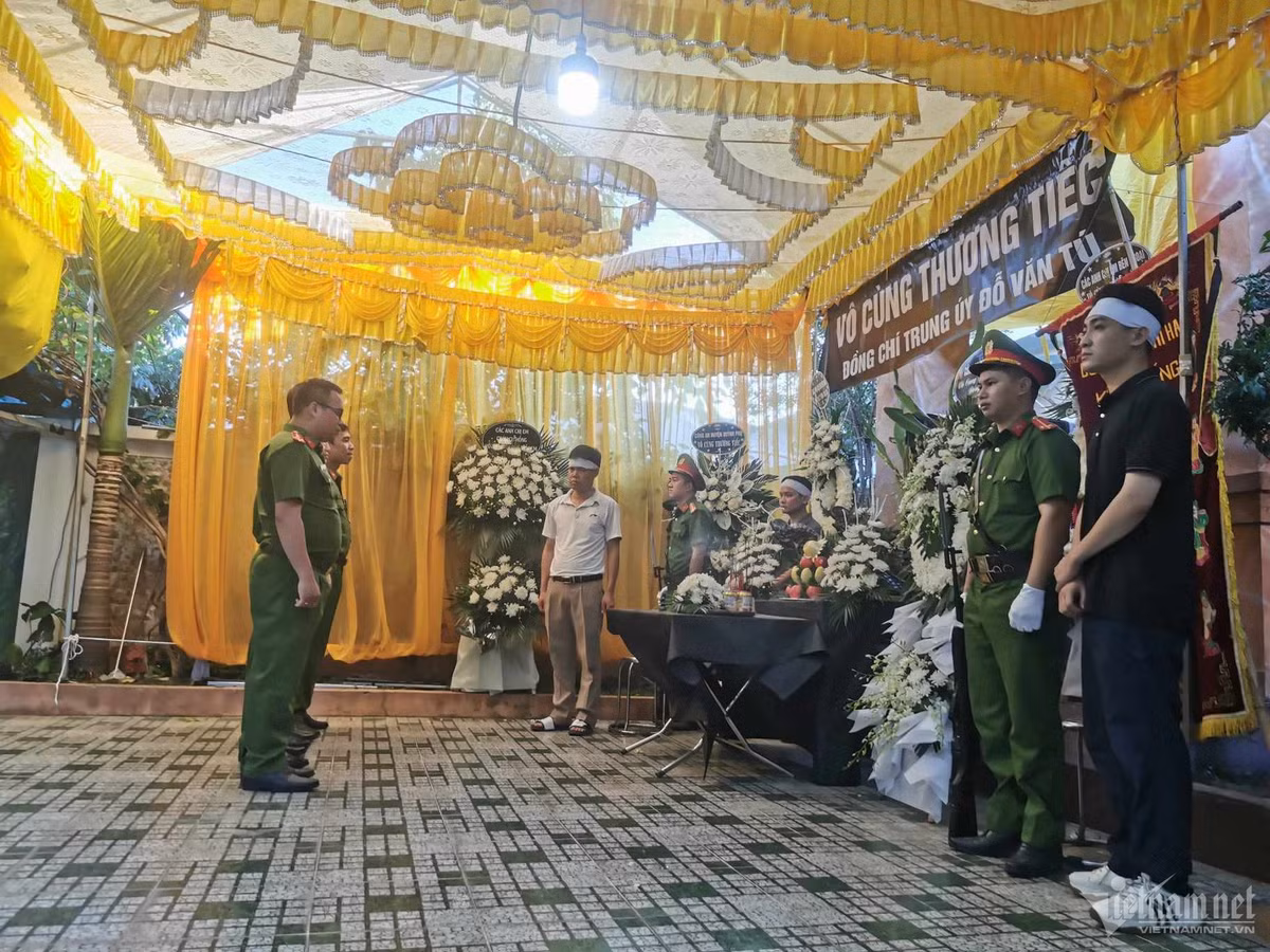 Bắt nghi phạm đâm trung uý công an tử vong ở Thái Bình - Hình 2 Bat nghi pham dam trung uy cong an tu vong o Thai Binh-Hinh-2