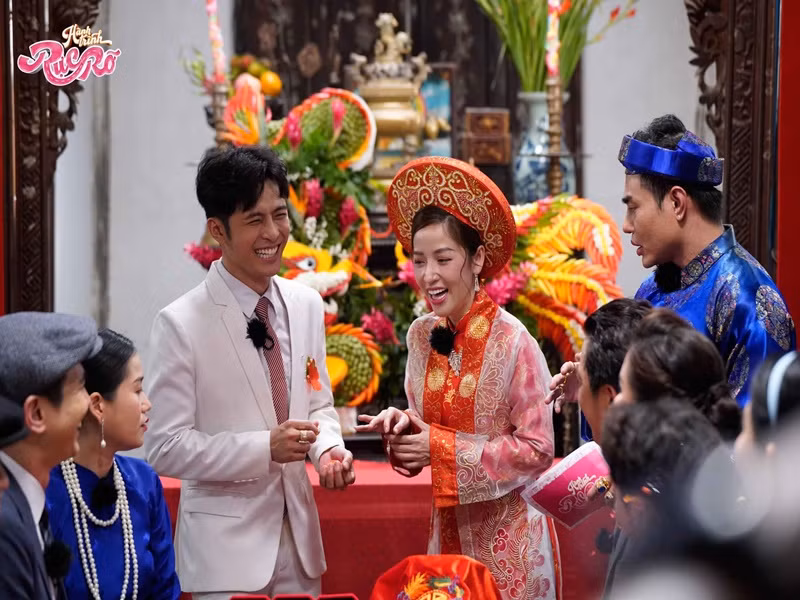 Nhiều fan chờ đợi hôn lễ thực của Puka và Gin Tuấn Kiệt. Ảnh: FBNV.
