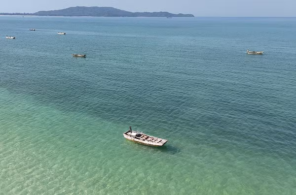 Chiem nguong Co To, hon dao dep me dam trong nang thu