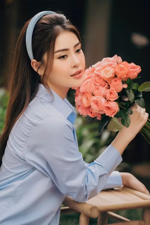 Người đẹp tập trung làm người mẫu, diễn viên, chưa nghĩ đến việc lấn sân ca hát dù từng là thành viên của một nhóm nhạc.