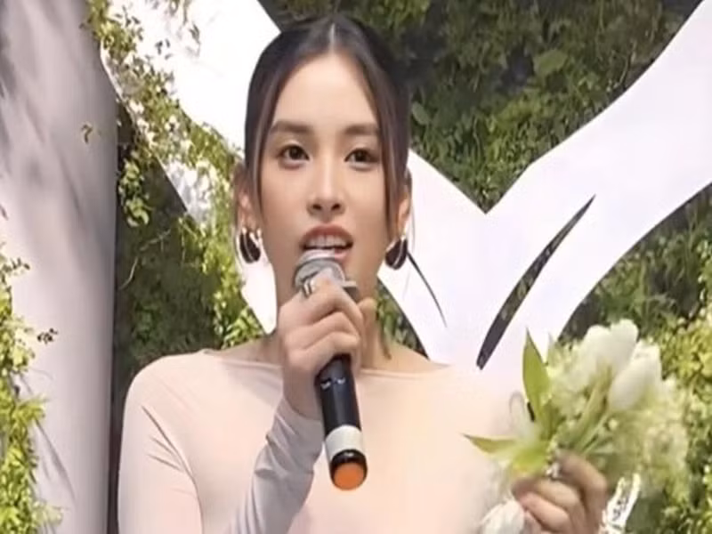 Nàng hậu muốn tham gia đám cưới của "bà trùm hoa hậu" và đạo diễn Hoàng Nhật Nam trong tương lai. Ảnh: Saostar.