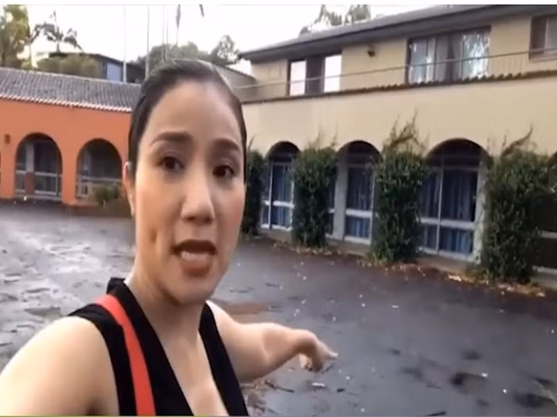 Nữ MC đang sở hữu khối tài sản không hề nhỏ. Cuối năm 2019, cô mua một căn nhà ở Australia. Sau đó, ngôi nhà được Cát Tường cho thuê ở trên lầu và kinh doanh tầng trệt. Ảnh: FBNV.