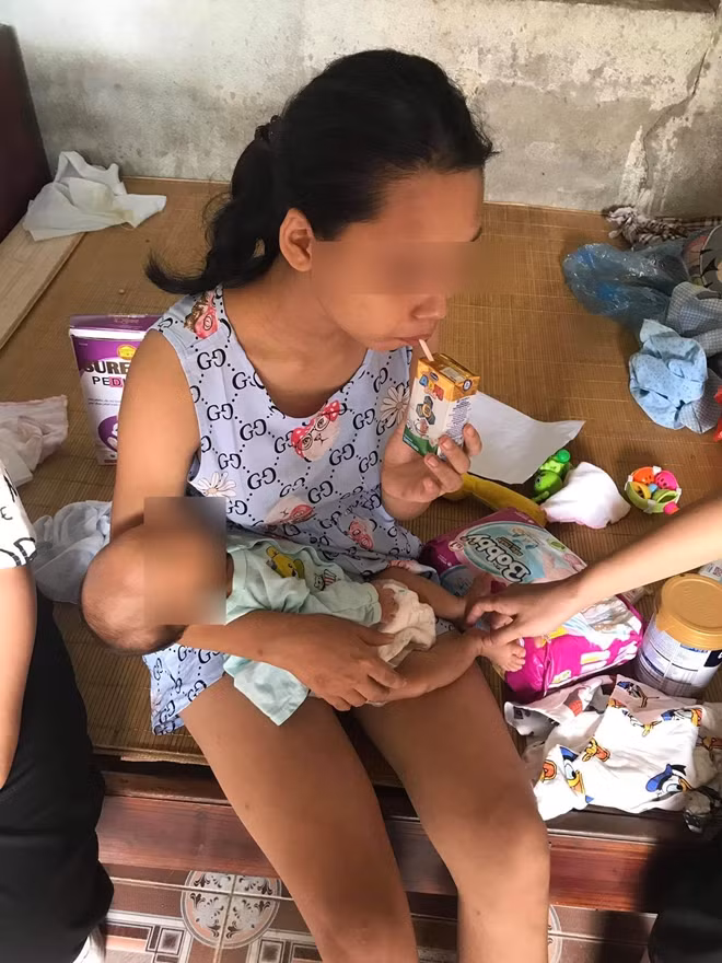 Xot xa co gai khiem thi bi nguoi than xam hai
