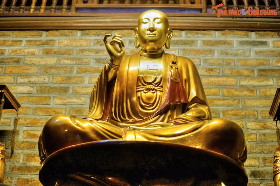 Nội dung tờ sớ là những lời khuyên giải với mong muốn giúp vua Lê Hy Tông ngộ ra được chân lý của Phật giáo. Cách lý giải có tình, có lý của sư Tông Diễn làm vua Lê Hy Tông bừng tỉnh. Vua đã gặp mặt vị hòa thượng và rút lại sắc lệnh đã ban.