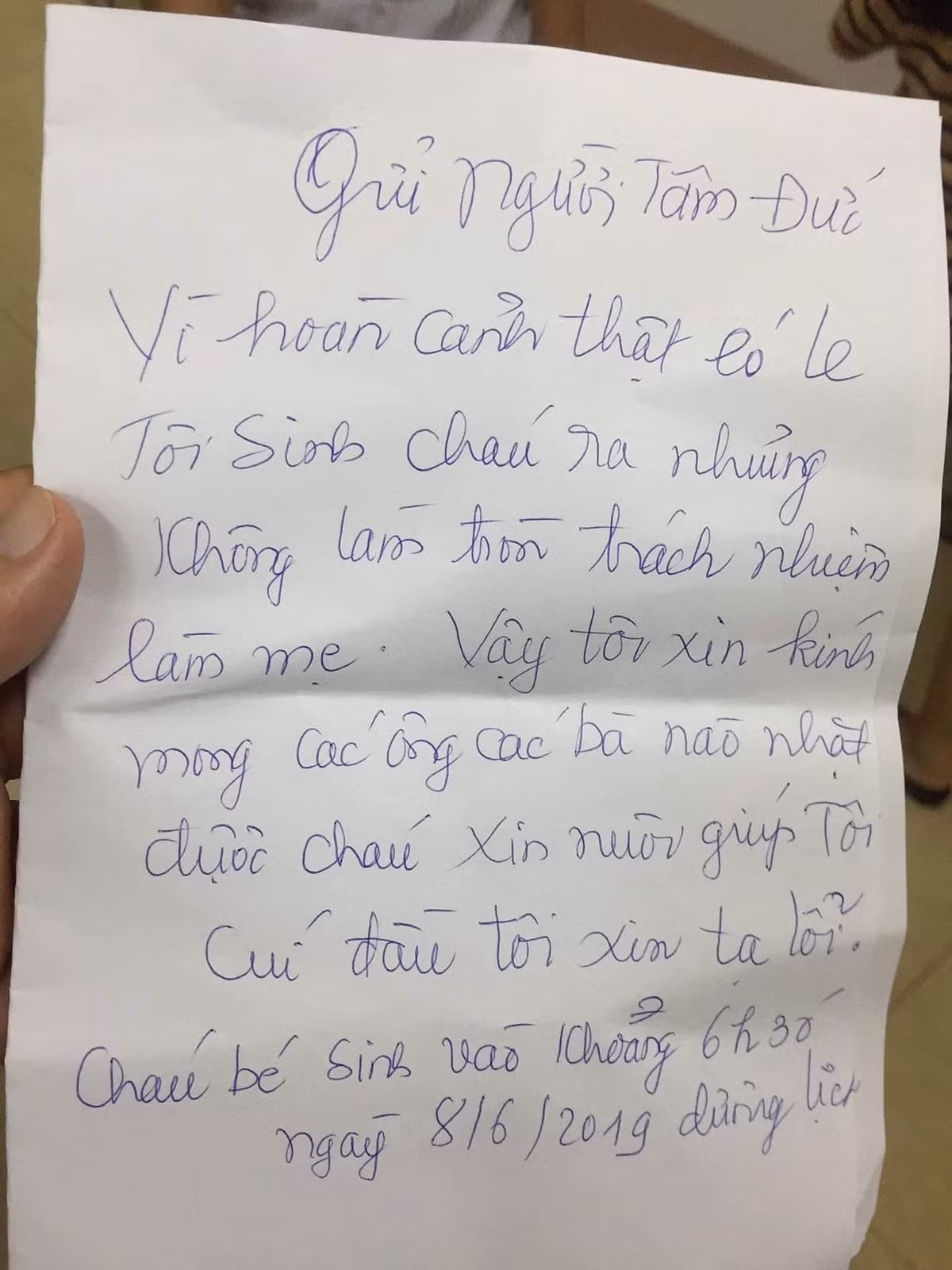 Be gai 6 ngay tuoi xinh nhu thien than bi bo roi cung tam thu-Hinh-2