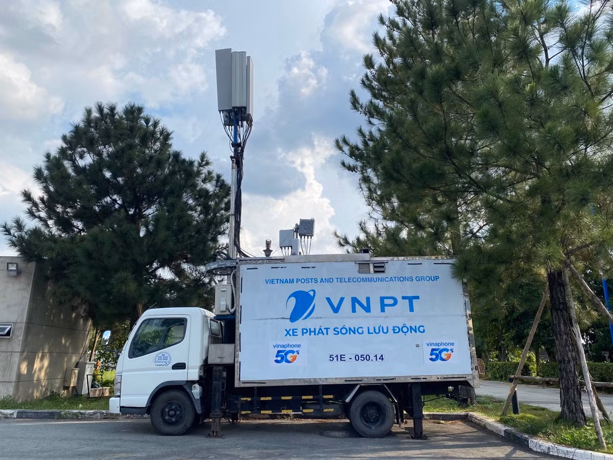 VNPT phát sóng 5G VinaPhone phục vụ sự kiện vinh danh Top 7 ICF - Hình 2 VNPT phat song 5G VinaPhone phuc vu su kien vinh danh Top 7 ICF-Hinh-2