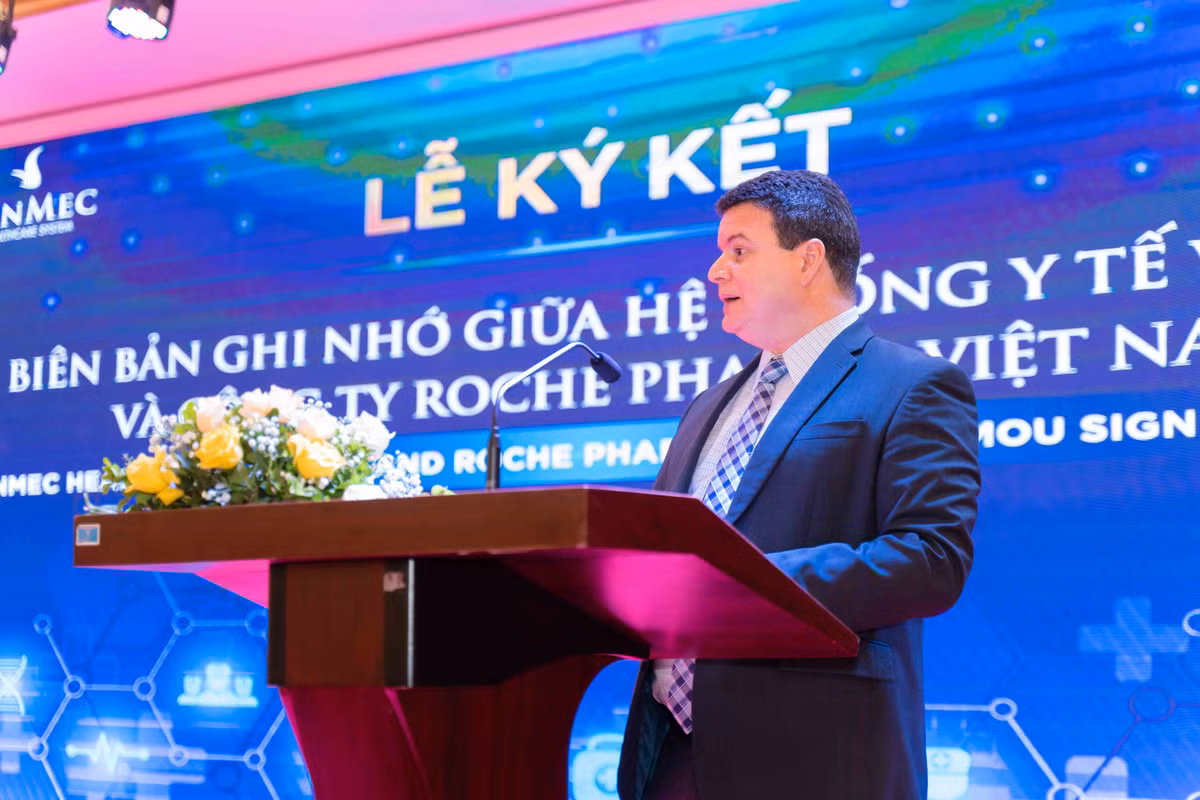 Vinmec hợp tác với Roche Pharma Việt Nam trong nghiên cứu và điều trị ung thư Vinmec hop tac voi Roche Pharma Viet Nam trong nghien cuu va dieu tri ung thu