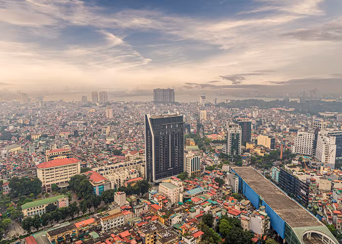 Van Phu – Invest: Tiep da tang truong loi nhuan tu cac du an lon