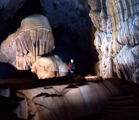 Tour du lich hang Son Doong Viet Nam kin ve toi nam 2016-Hinh-2