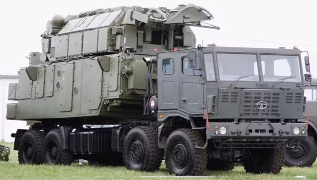 Tor-M2KM là hệ thống phòng không tầm ngắn di động được Nga thiết kế để bảo vệ các mục tiêu quan trọng khỏi nhiều mối đe dọa trên không.