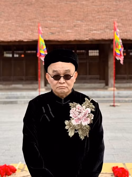 Ông nhắn nhủ các nghệ sĩ trẻ: "Nếu cần hỗ trợ về văn hóa thì nhớ đến Xuân Hinh". Ảnh: FB Xuân Hinh.