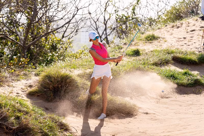 Hình ảnh Phương Mai đánh golf cách đây không lâu. Ảnh: FB Phương Mai.
