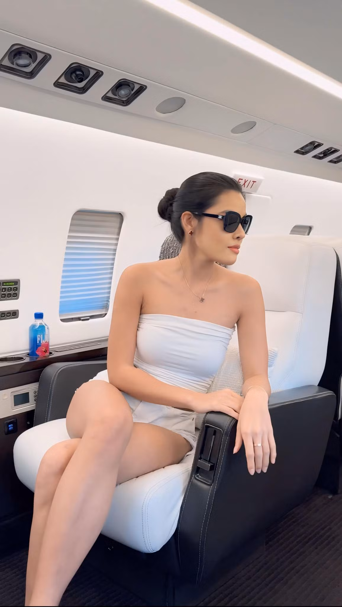 Ngoài thu nhập đều đặn tới từ công việc chính, Phương Thảo còn có lợi nhuận từ một số bất động sản và góp vốn của mình tại Manhattan, Mỹ.