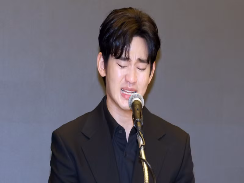 Tài tử từng phủ nhận chuyện tình cảm khi phim Nữ hoàng nước mắt đang chiếu bởi anh lo lắng tin tức hẹn hò ảnh hưởng đến đoàn làm phim. Ảnh: Edaily.