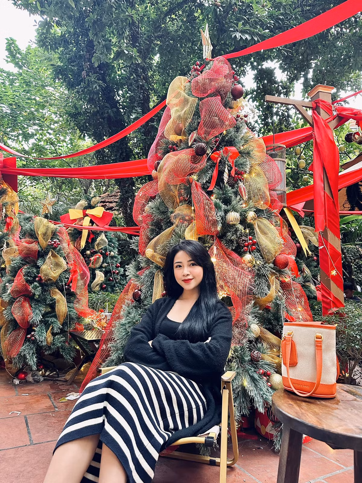 Dù đã là mẹ hai con nhưng nàng WAG Nhật Linh vẫn vô cùng xinh đẹp, cùng vóc dáng nuột nà.