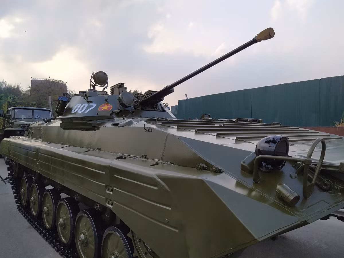 Bên cạnh xe chiến đấu bộ binh BMP-2, Việt Nam hiện vẫn tiếp tục sử dụng xe chiến đấu bộ binh BMP-1 và nhiều khả năng, trong tương lai chúng ta sẽ sớm sở hữu xe chiến đấu bộ binh BMP-3. Nguồn ảnh: Vietdefense.