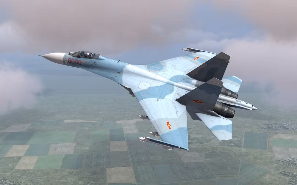 Đó là chiến đấu cơ Sukhoi Su-27, loại chiến đấu cơ này của ta có tốc độ tối đa cũng vào khoảng 2500 km/h - tương đương với tốc độ cao nhất của các loại máy bay Mỹ kể trên khi bay ở độ cao lớn. Nguồn ảnh: Forces.