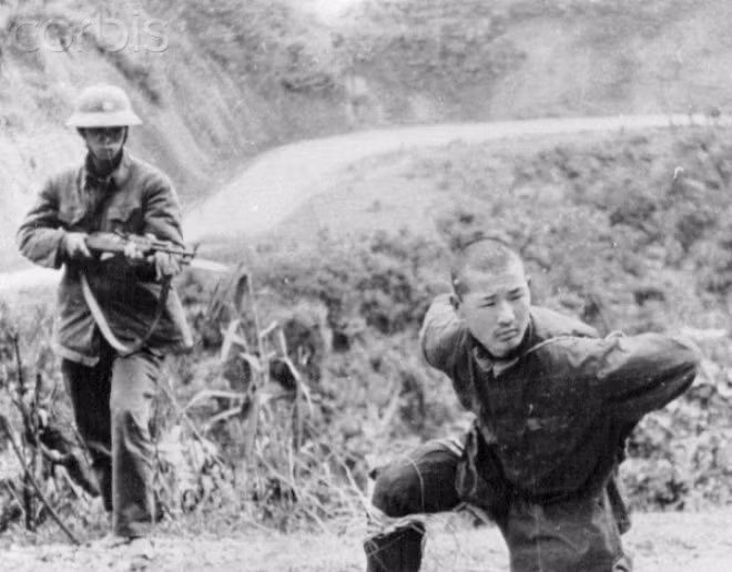 Cùng lúc diễn ra cuộc chiến tranh ở biên giới Tây Nam với Campuchia năm 1979, Trung Quốc đã tấn công ta bất ngờ, không báo trước trên toàn tuyến biên giới phía Bắc. Nguồn ảnh: TL.