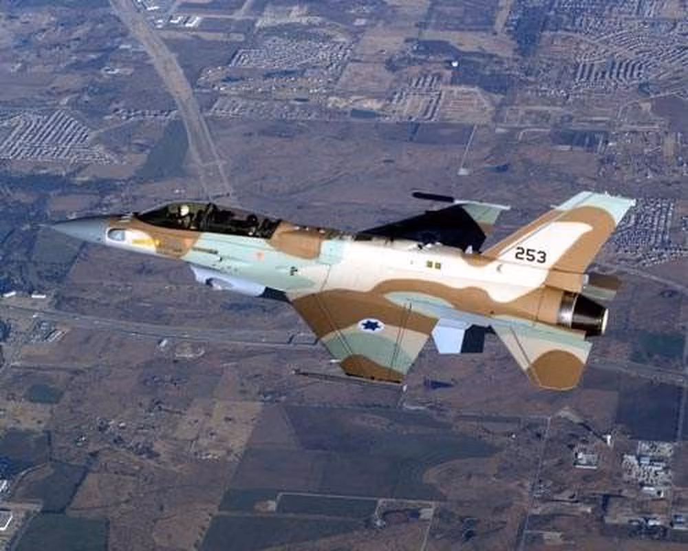 Chưa dừng lại đây, truyền thông Israel lại vừa cho biết, Thủ tướng nước này, ông Benjamin Netanyahu đã có cuộc điện đàm với Tổng thống Nga Vladimir Putin.