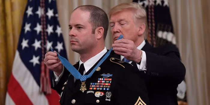 Ông Donald Trump cũng đã trao 3 Huân Chương Danh Dự - danh hiệu cao quý nhất dành cho quân nhân Mỹ - trong năm 2019. Nguồn ảnh: BI.