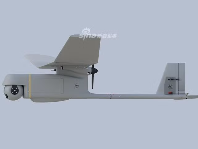 Trước đó nhiều năm, máy bay không người lái RQ-11 vẫn chỉ nằm trong trang bị thí điểm mang tính chất thử nghiệm. Đây là loại máy bay do thám không người lái không mang vũ trang đã được quân đội Mỹ phát triển từ năm 2004. Nguồn ảnh: Sina.