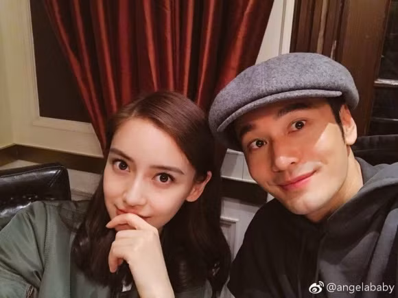 Khen Huỳnh Hiểu Minh giỏi đầu tư nhưng Angelababy không đưa tiền cho chồng kinh doanh mà khẳng định tiền nằm trong tay mình vẫn an toàn hơn.