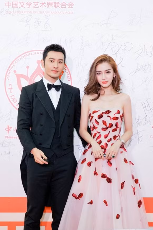 Angelababy cho biết cô và ông xã Huỳnh Hiểu Minh hoàn toàn độc lập về vấn đề tài chính.