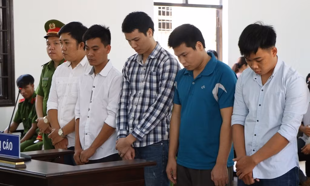 27 nam tu cho 5 cuu canh sat danh chet nghi pham