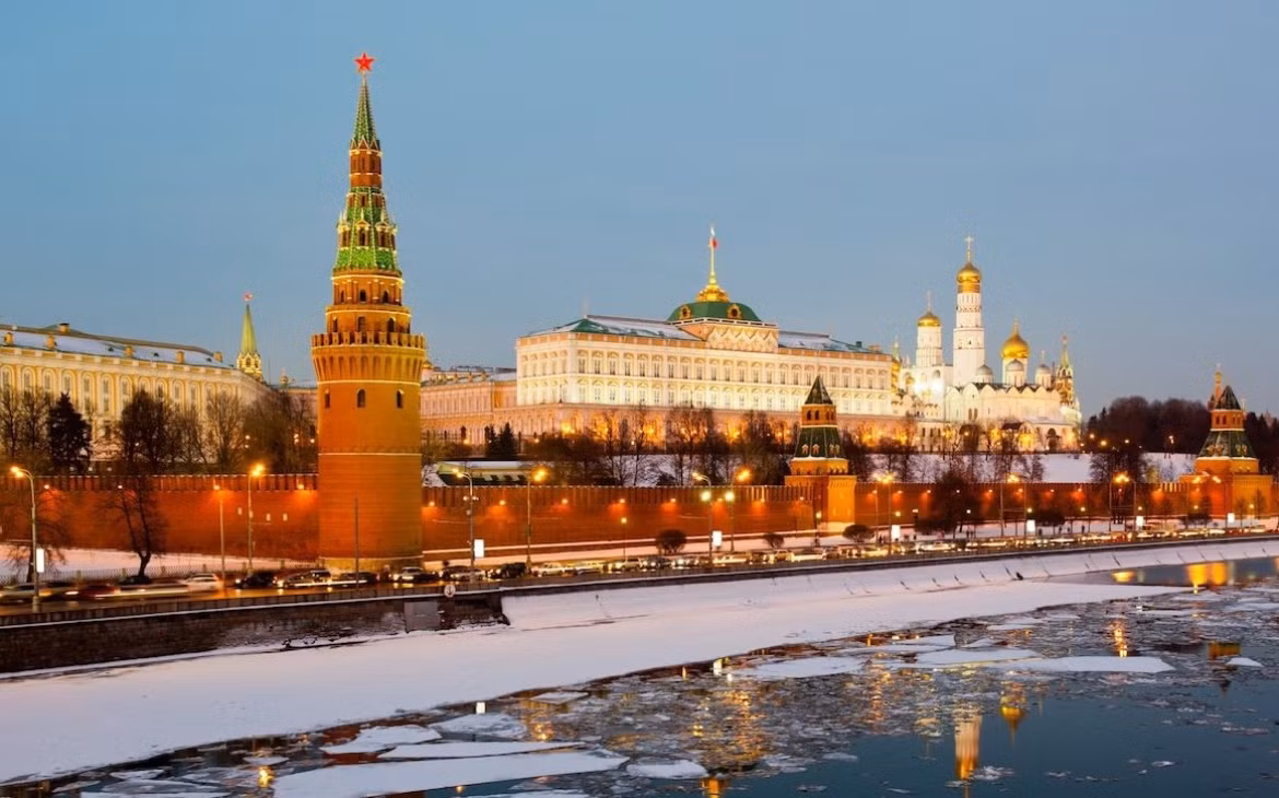 Nhờ kế hoạch này, Điện Kremlin vẫn đứng vững và không bị hư hại nhiều trước các cuộc không kích và ném bom kinh hoàng của phát xít Đức.