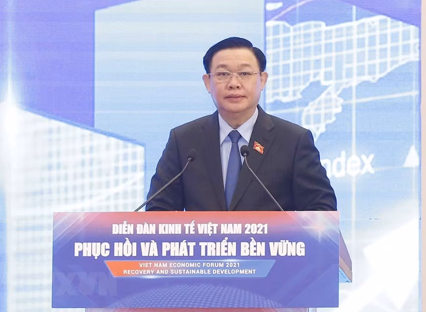 Chủ tịch Quốc hội Vương Đình Huệ phát biểu. (Ảnh: Doãn Tấn/TTXVN)