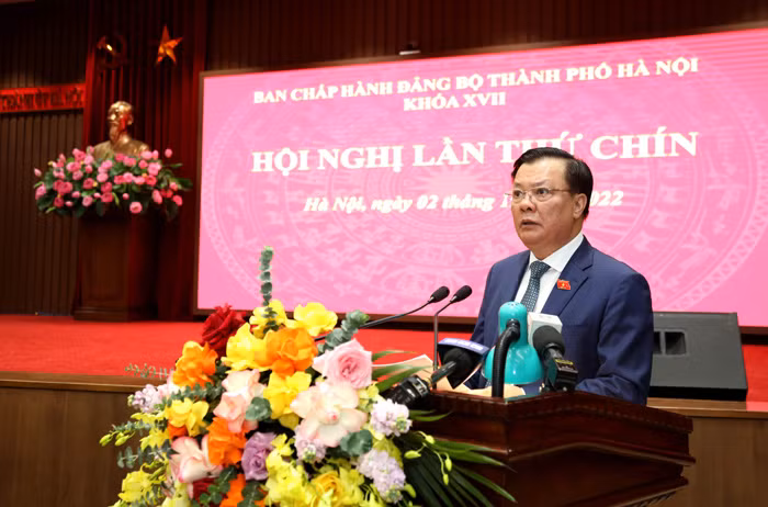Bí thư Thành ủy Hà Nội: Úng ngập cục bộ luôn trở thành vấn đề “nóng“ Bi thu Thanh uy Ha Noi: Ung ngap cuc bo luon tro thanh van de “nong“