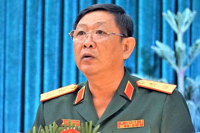 Tháng 9/2019, ông Thắng được thăng quân hàm Trung tướng. Sau đó giữ chức Bí thư Đảng ủy Quân khu 9 nhiệm kỳ 2020-2025, Chính ủy Quân khu 9. 