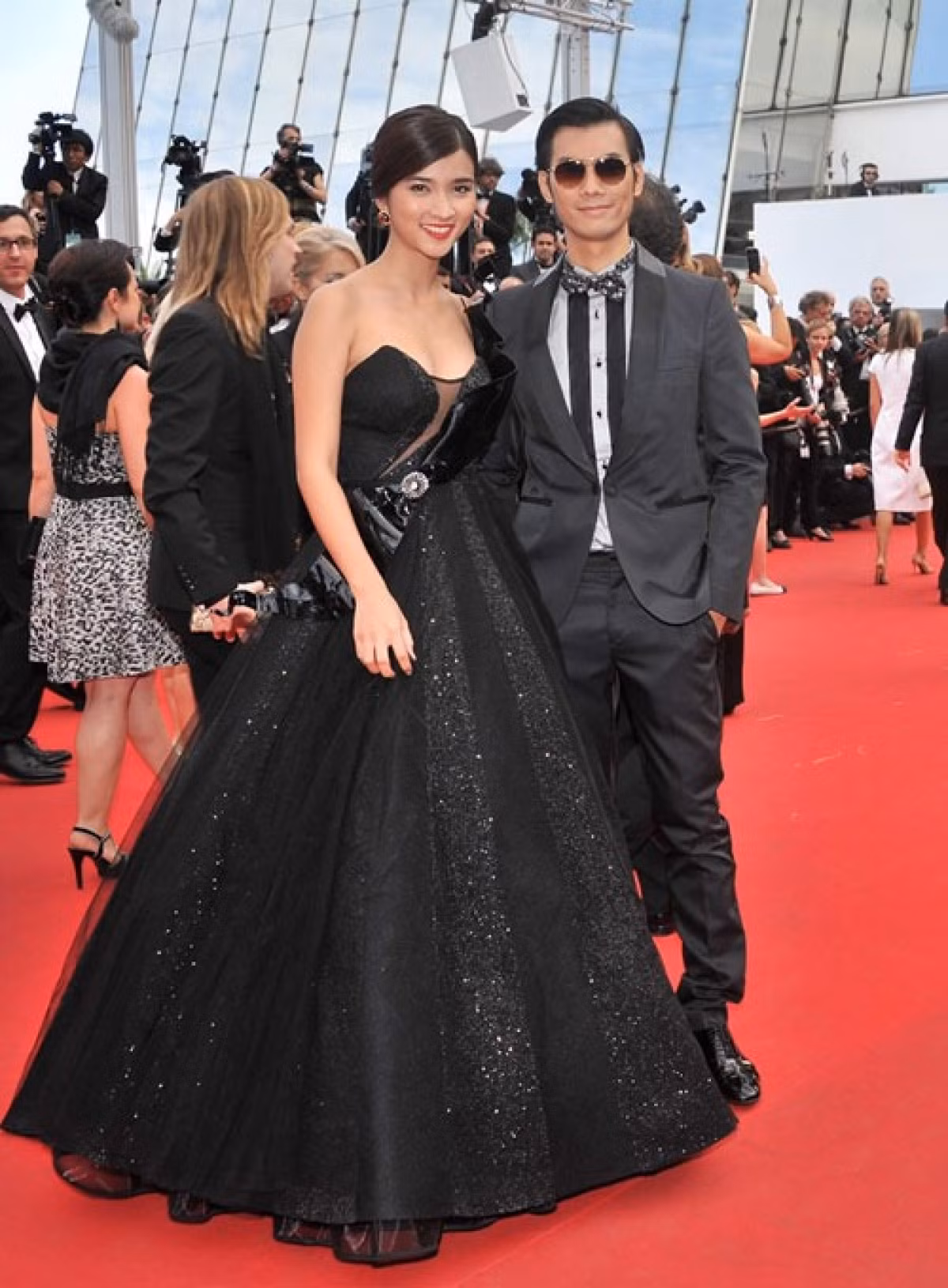 Dàn sao Việt góp mặt thảm đỏ LH phim Cannes qua các thời kỳ - Hình 7 Dan sao Viet gop mat tham do LH phim Cannes qua cac thoi ky-Hinh-7