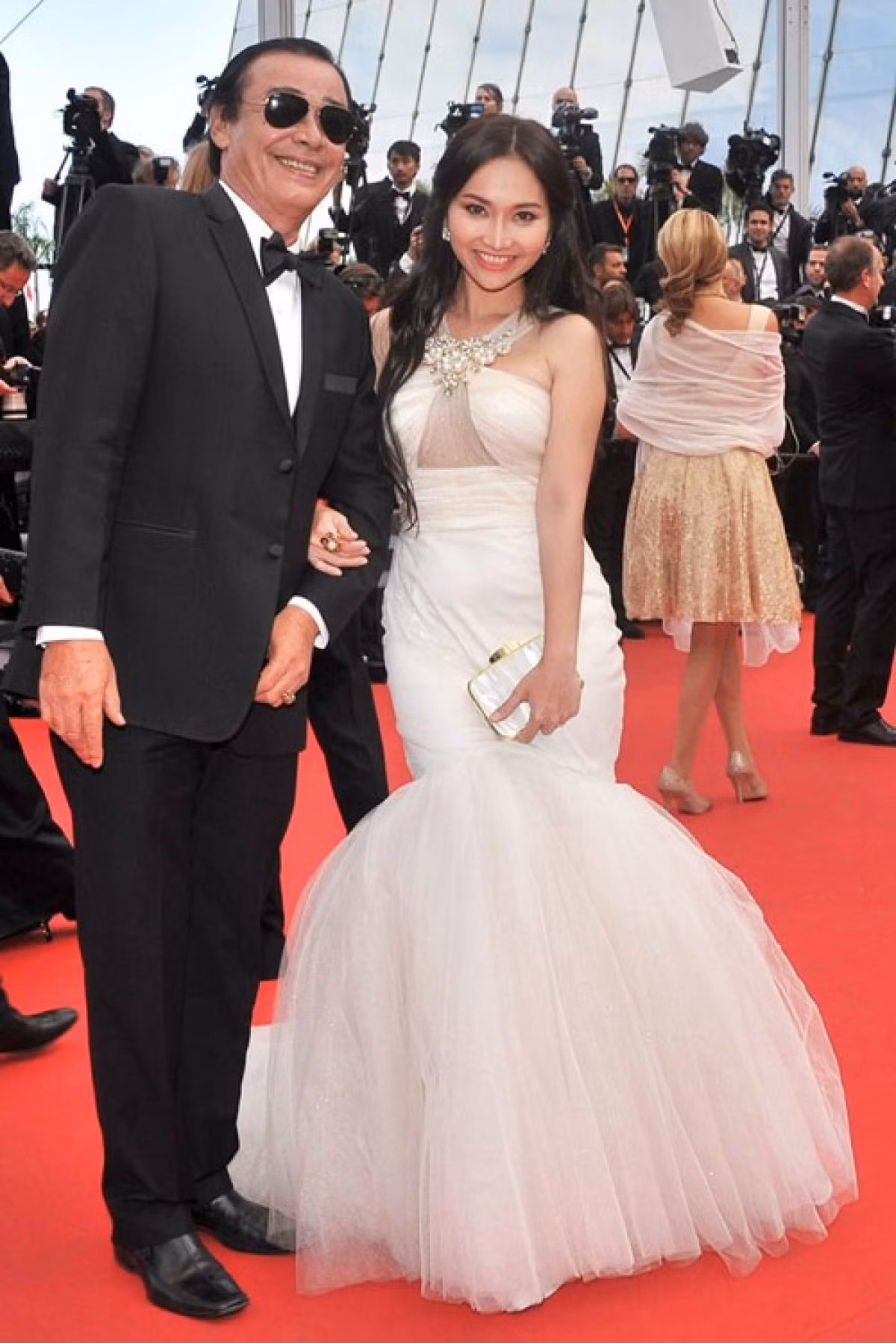Dàn sao Việt góp mặt thảm đỏ LH phim Cannes qua các thời kỳ - Hình 6 Dan sao Viet gop mat tham do LH phim Cannes qua cac thoi ky-Hinh-6
