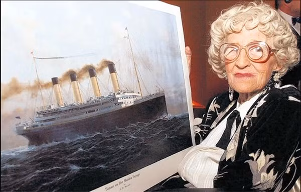 Bà Millvina Dean là người sống sót cuối cùng trên tàu Titanic. Vào thời điểm tàu Titanic bị đắm, bà mới 2 tháng tuổi. Vào năm 2009, bà qua đời hưởng thọ 97 tuổi.