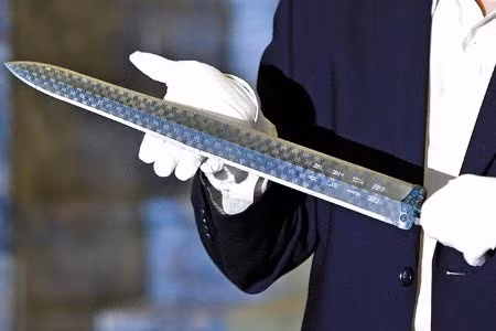 Thanh kiếm của Việt Vương Câu Tiễn được thợ rèn tạo ra với chất liệu tốt, ít tạp chất. Thợ rèn kiếm có tay nghề cao nên có thể làm ra thanh bảo kiếm có độ bền, sắc bén cao cũng như chống ăn mòn. Ảnh: Feeds-drcn.cloud.huawei.com.cn