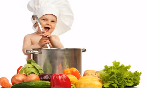 Có cần cho mắm, muối vào cháo, bột của trẻ dưới 1 tuổi? Co can cho mam, muoi vao chao, bot cua tre duoi 1 tuoi?