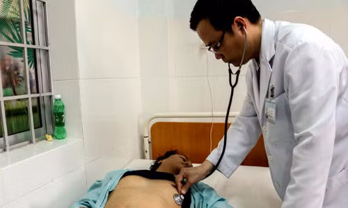 Ăn cá hồng nhím, 10 người ở Nha Trang nhập viện cấp cứu An ca hong nhim, 10 nguoi o Nha Trang nhap vien cap cuu