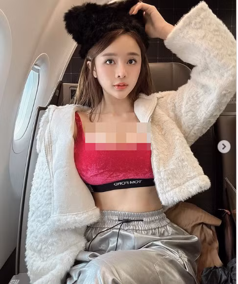 Nữ DJ Valent Woo thu hút đến hơn 1,4 triệu lượt follow trên Instagram cá nhân.