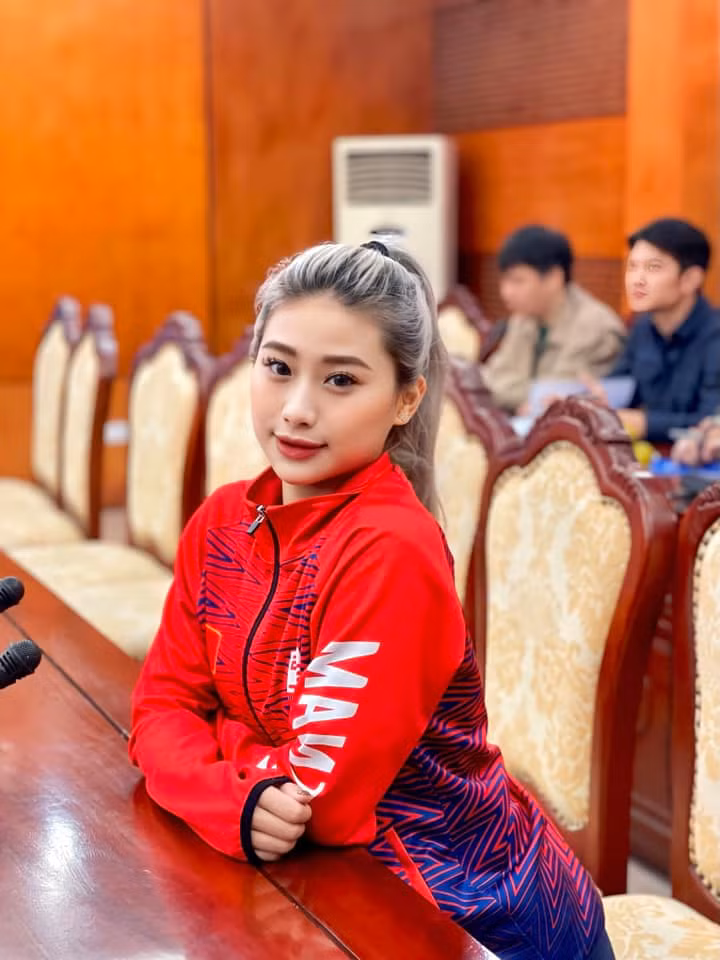 Phạm Như Phương sinh năm 2003 là nữ vận động viên thể dục dụng cụ Việt Nam tài năng và xinh đẹp.